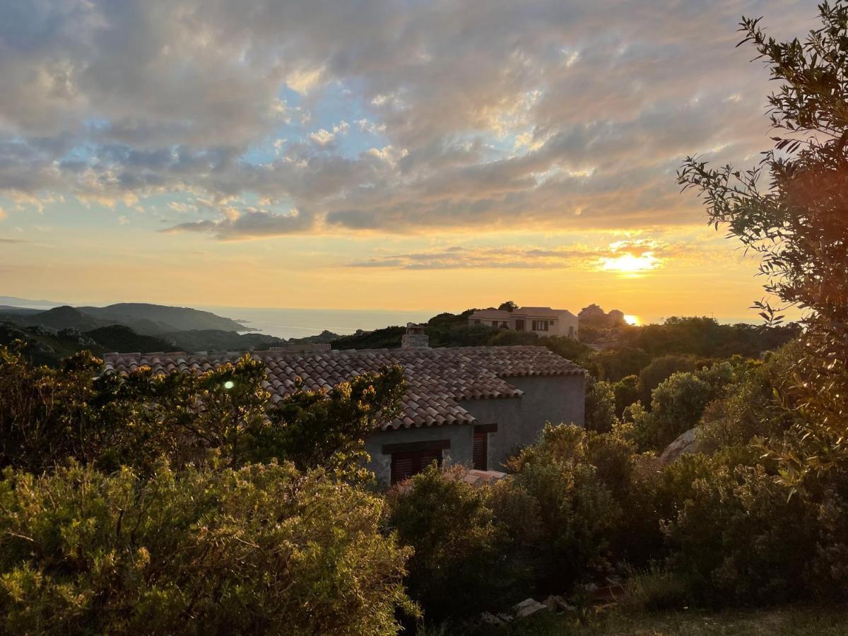 Villa Rocce Rosse Коста Парадизо Екстериор снимка