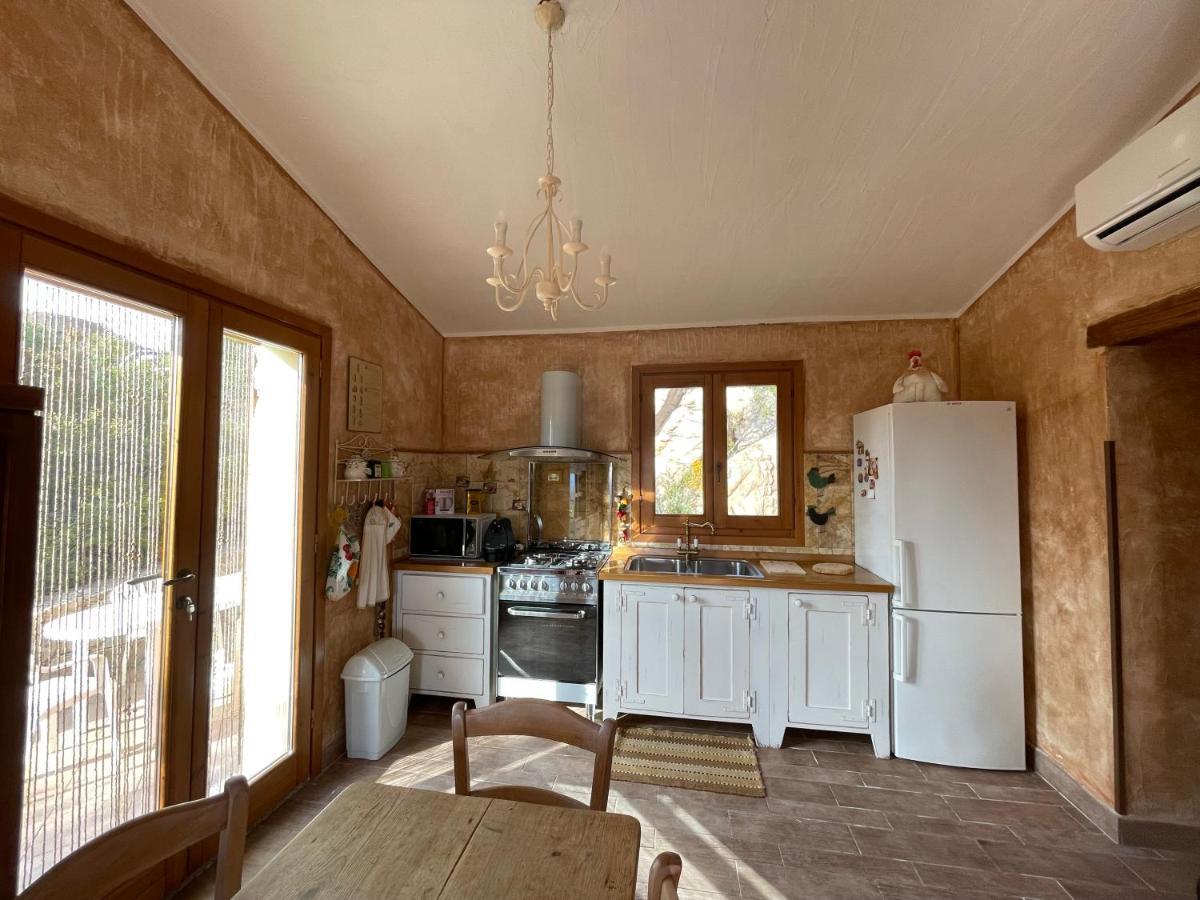 Villa Rocce Rosse Коста Парадизо Екстериор снимка